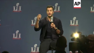 Luke Bryan doesn't plan to get fancy with the National Anthem, is rooting for the Falcons and says h