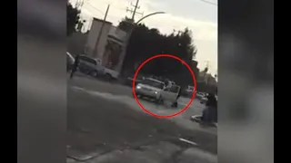 Captan supuesto momento en que "El Chapo" roba auto para huir