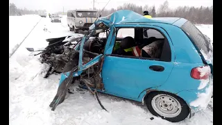 26.02.21 Лобовое столкновение Daewoo Matiz и грузовика