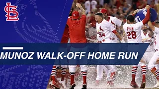 Munoz caps 5-run 9th inning with walk-off home run