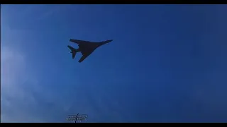 B1 Bomber setting off car alarms. #plane #aviation