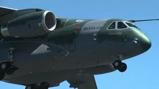 브라질 헤비 수송기 KC 390 Embraer 첫 비행성공