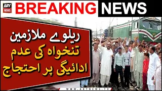 Railway employees protest against non-payment of salaries