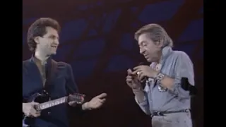 Serge Gainsbourg - Présente Billy Rush sur le devant de la scène du Zénith de Paris en 1988