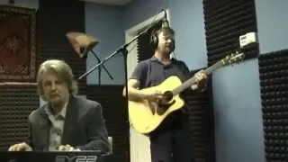 2007 recording of Original Studio Version of John Lennon :Give Peace a Chance"