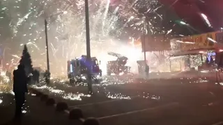 Extreme fireworks display in Russia as pyrotechnics store catches fire