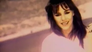 Pandora - Rezo Una Oración Por Ti [I Say A Little Prayer] (Video Oficial)