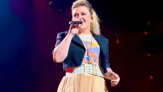 Kelly Clarkson - Stronger (What Doesn’t Kill You) live in Las Vegas, NV - 8/4/2023
