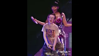 Nicki's reaction when he started twerking 🤣🤣 #nickiminaj #shorts