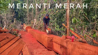 KETERAMPILAN MENGOLAH KAYU SUPER PADAT || MESIN GERGAJI STIHL 070