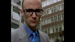 Moby - Honey [Official Music Video], Full HD (Digitally Remastered & Upscaled)