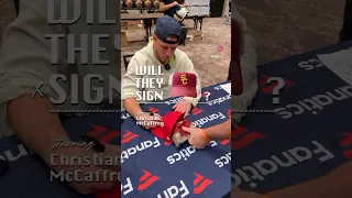 @Fanatics tried to get former Stanford RB Christian McCaffrey to sign a USC hat his🤣