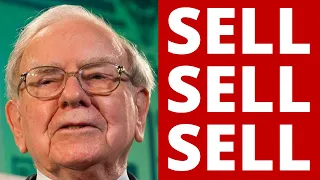Why Warren Buffett is Hoarding Cash (3 Reasons)