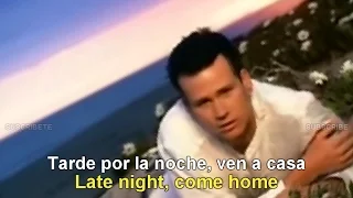 Blink-182 - All The Small Things [Lyrics English - Español Subtitulado]