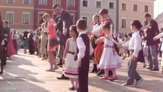 Rekord Guinnessa w tańczeniu poloneza