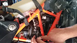 KTM 690 SAS dongel and canister removal