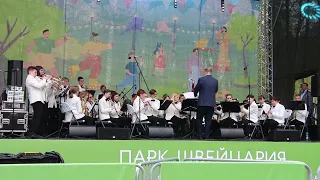 "Эй моряк"(Н.Петров).Бис Band г.Павлово п/у А.Пунько . Парк "Швейцария" 1.05.2023.