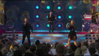 Magiska Keiino framför sin succélåt "Spirit in the sky" i Sommarkrysset - Sommarkrysset (TV4)