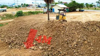 Ep2_Well done!! This man got a lot of experience in land fill how to connect to a villa wall