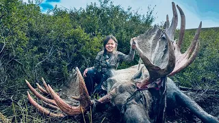 15yr OLD GIRL HUNTS GIANT MOOSE 73" - Stuck N The Rut 184