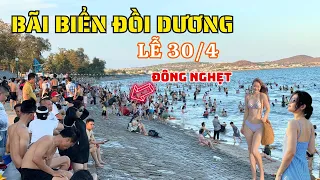 Vỡ Trận BÃI BIỂN ĐỒI DƯƠNG Phan Thiết Lễ 30/4 - Bãi Biển Đông Nghẹt Du Khách Tắm Biển Miễn Phí  ❤️