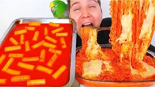THE BEST SPICY CHEESY RICE CAKES WITH SPICY CHEESY RAMEN NOODLES • Mukbang & Recipe