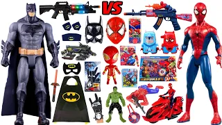 Spider-man VS Batman Toys Collection Unboxing Review-Cloak，Robots，Mask，gloves，pistol，Laser sword