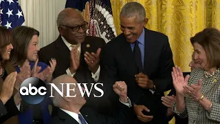 Obama makes 1st White House visit since leaving office