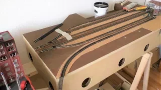 Modellbahn Spur N / 1:160 - Teil 33 - Gleise verlegen, Autotunnel und Booster einbauen - Teil 2