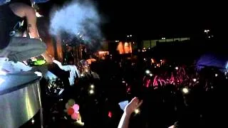 Steve Aoki at the Ocean Club at Marina Bay Boston (Quincy) Turbulance part 2 sprays the crowd!!!