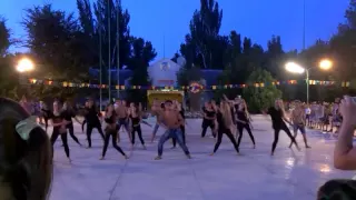 Лагерь Дзержинец танец Зомби 2-й отряд 3 смена 2014