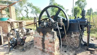 Old Black Ruston Hornsby Diesel Engine Working With Desi Atta Chakki || Starting Black Oil Engine