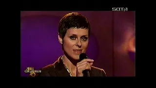 LISA STANSFIELD - All Around The World ('Hit Giganten' 2004 German TV)