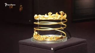 19 exhibits the collection "Scythian gold" in Kiev