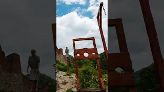 El Castillo de Poenari:😀  el Verdadero Castillo de Drácula