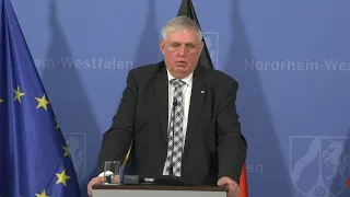 Gesundheitsminister Karl-Josef Laumann zur aktuellen Corona-Lage und zu den Schutzimpfungen in NRW.