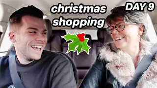 Christmas shopping with my mum & buying things I don't need... 🎁