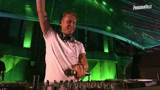 Armin van Buuren & Blasterjaxx - Tarzan (live @ Parookaville 2022)