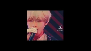 Junkook and V sings high note of euphoria!