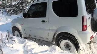 Suzuki Jimny в снегу 2