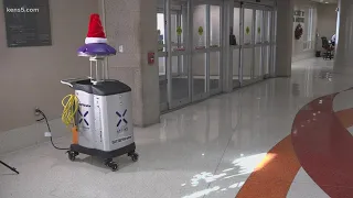 San Antonio airport using germ-fighting robot to combat coronavirus spread as holiday travel ramps u