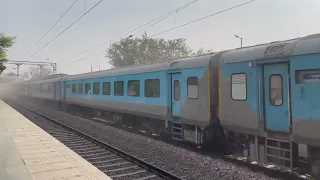 Gatimaan Express Train at its peak speed 160km/hr - Indian Railways