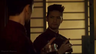 Shadowhunters 3x17 | Magnus finds a gray hair