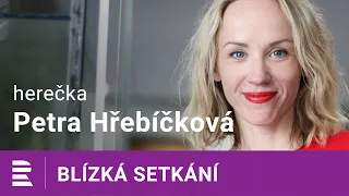 Petra Hřebíčková na Dvojce: Šuplík by Honza Hřebejk rozmlátil