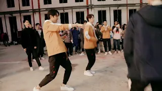 Wang Yibo - dance battle with cast of Gank Your Heart © 一颗大大菜菜瓜