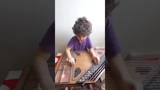 Amazing, a boy playing a Kanoun, an arabic Instrument. #art #human #humanity 👀