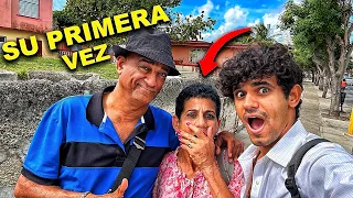 Mis padres Reaccionan a la Playa Mas Famosa de Cuba , esta vacía !