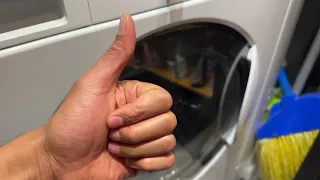 How to Wash a Coat In a Washing Machine