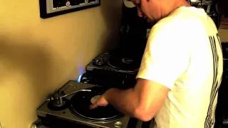 DJ Vajra & Skratch Bastid cut session in Colorado