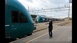 Kryssing på Eina stasjon. (in norwegian)